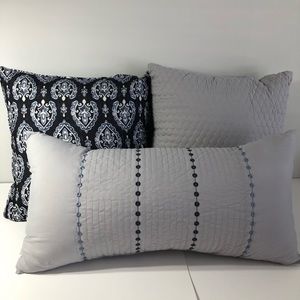 Bedroom Accent Pillows